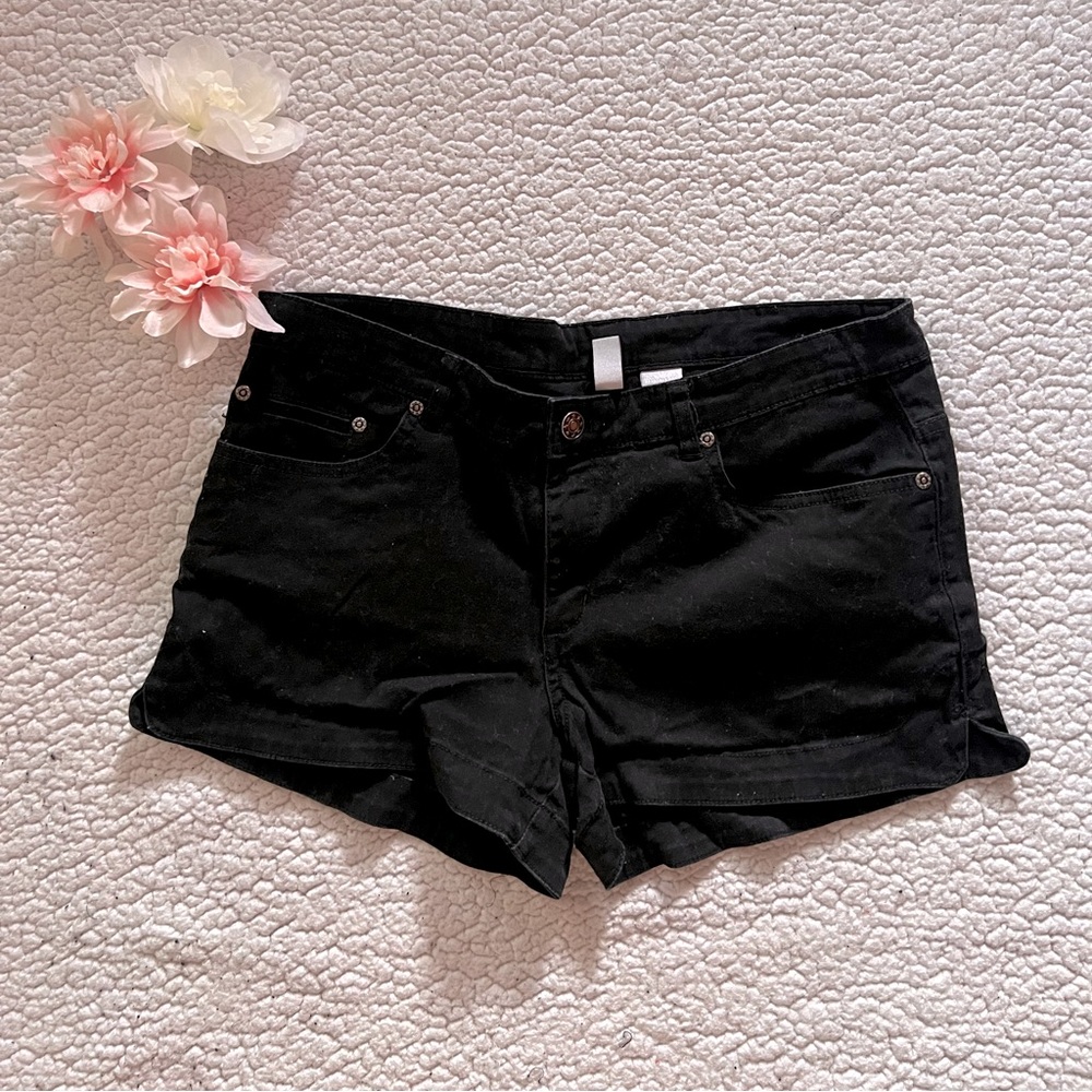 Black Short, Size 13 but fits like a 6, MAX rave.